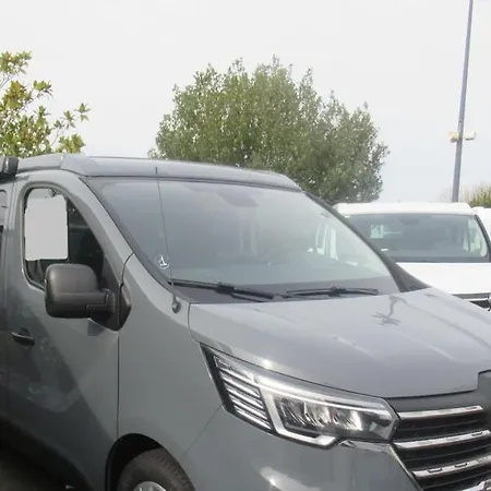 Van Amenage 4 Places 4 Couchages Autonome キャンプ場 ラ・ロッシュ＝シュル＝ヨン
